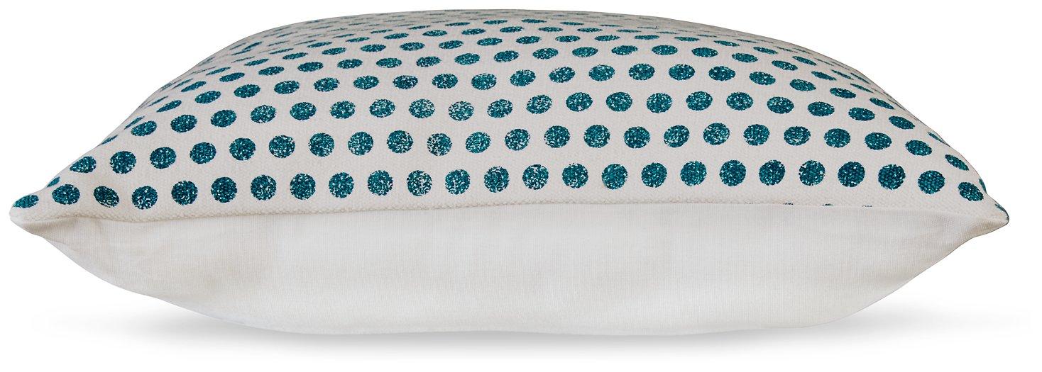 Monique Pillow - Tony’s Furniture Store & Linen (GA) - Multi Location