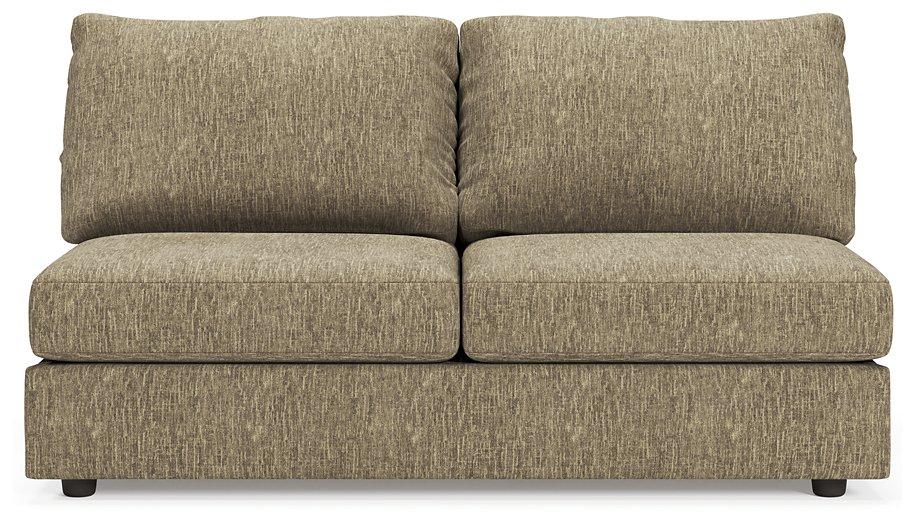Hoylake 3-Piece Sectional with Chaise - Tony’s Furniture Store & Linen (GA) - Multi Location
