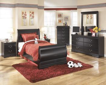 Huey Vineyard Dresser and Mirror - Tony’s Furniture Store & Linen (GA) - Multi Location