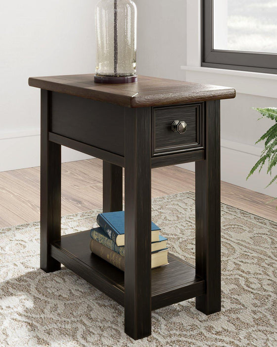 Tyler Creek End Table Set - Tony’s Furniture Store & Linen (GA) - Multi Location