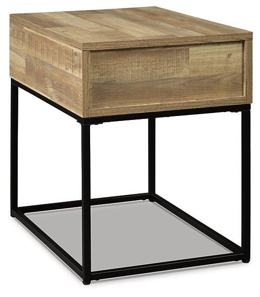 Gerdanet End Table - Tony’s Furniture Store & Linen (GA) - Multi Location