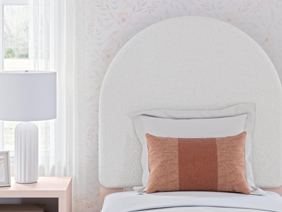 Wistenpine Upholstered Bed with Storage - Tony’s Furniture Store & Linen (GA) - Multi Location