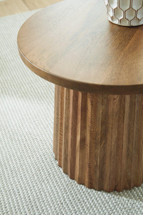 Ceilby Accent Table - Tony’s Furniture Store & Linen (GA) - Multi Location