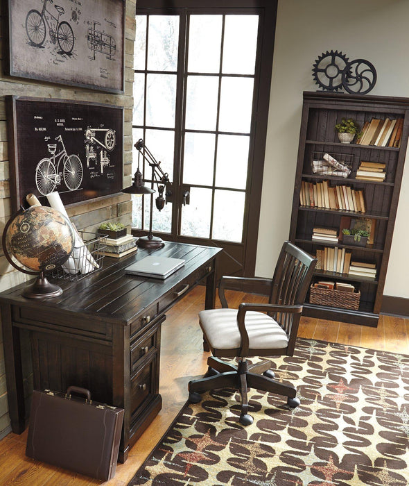 Oakden Sculpture - Tony’s Furniture Store & Linen (GA) - Multi Location