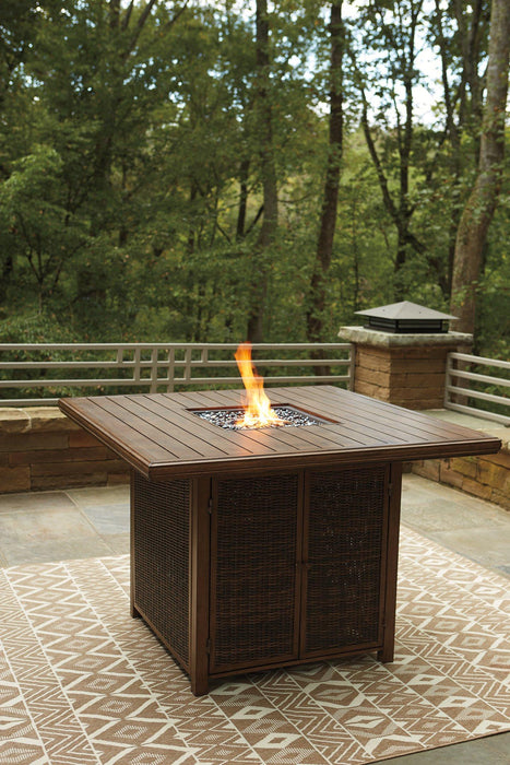 Paradise Trail Outdoor Counter Height Dining Table with 4 Barstools - Tony’s Furniture Store & Linen (GA) - Multi Location