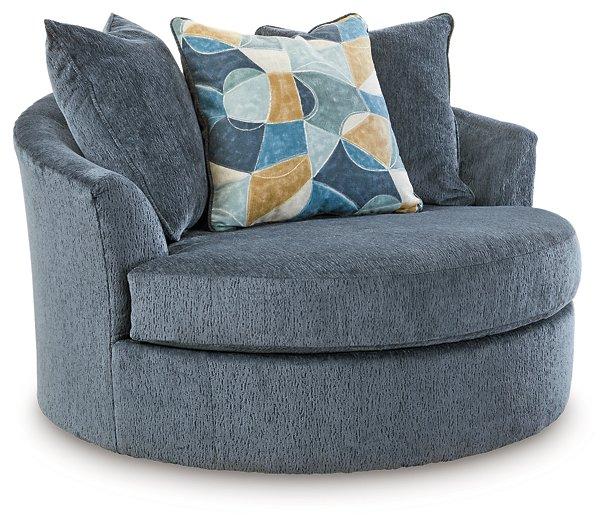 Maxon Place Oversized Swivel Accent Chair - Tony’s Furniture Store & Linen (GA) - Multi Location
