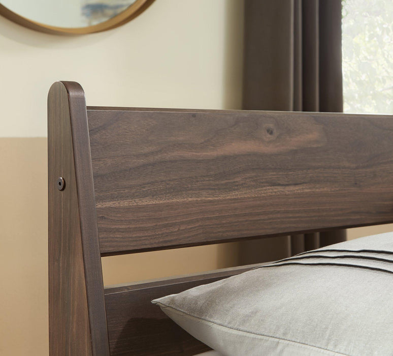 Calverson Panel Bed - Tony’s Furniture Store & Linen (GA) - Multi Location