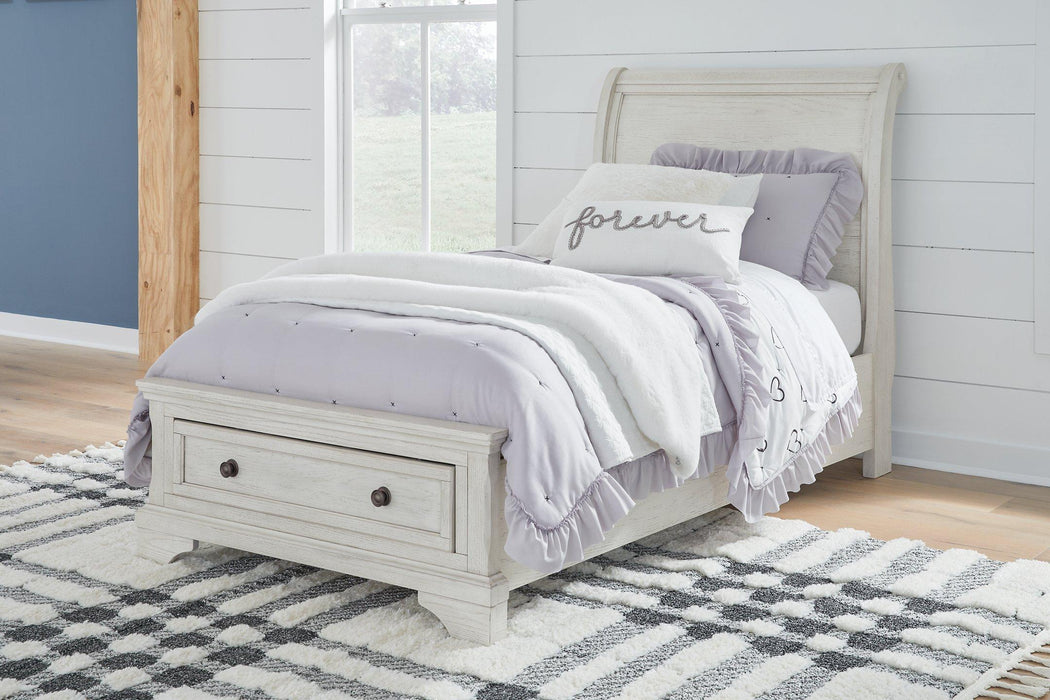 Robbinsdale Sleigh Storage Bed - Tony’s Furniture Store & Linen (GA) - Multi Location