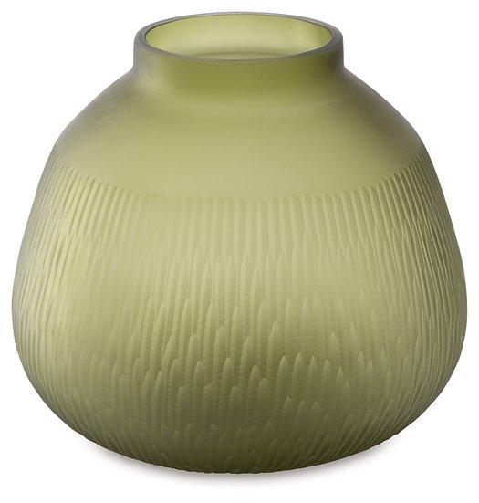 Scottyard Vase - Tony’s Furniture Store & Linen (GA) - Multi Location