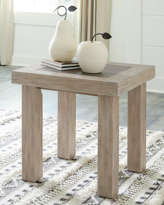 Hennington End Table - Tony’s Furniture Store & Linen (GA) - Multi Location