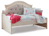 Realyn Bed - Tony’s Furniture Store & Linen (GA) - Multi Location