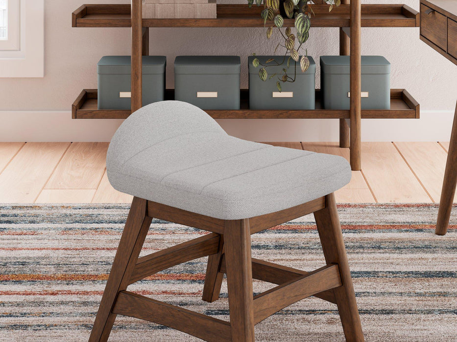 Lyncott Home Office Set - Tony’s Furniture Store & Linen (GA) - Multi Location