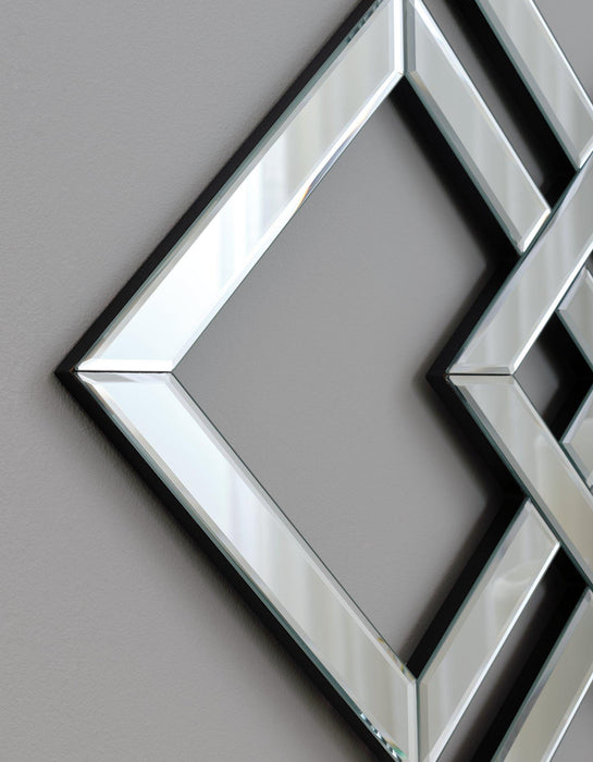 Quinnley Accent Mirror - Tony’s Furniture Store & Linen (GA) - Multi Location