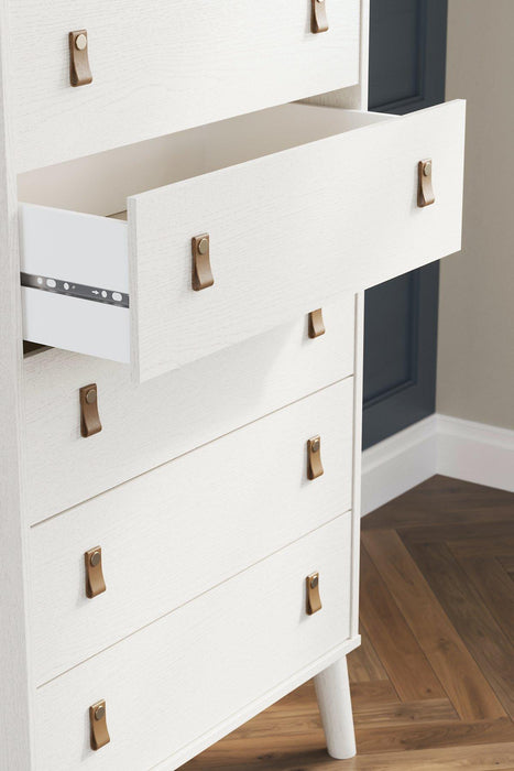 Aprilyn Chest of Drawers - Tony’s Furniture Store & Linen (GA) - Multi Location