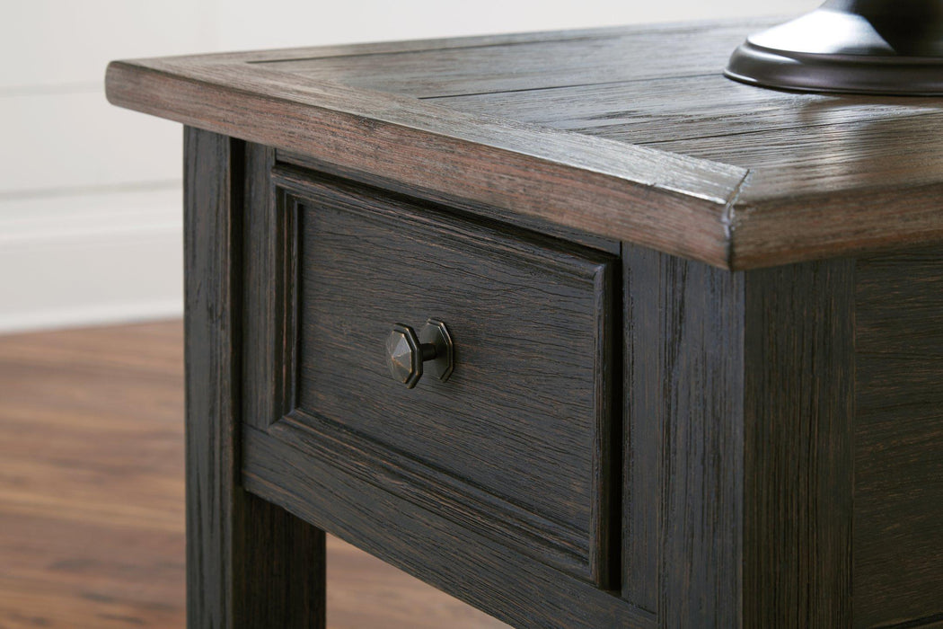 Tyler Creek Table Set - Tony’s Furniture Store & Linen (GA) - Multi Location