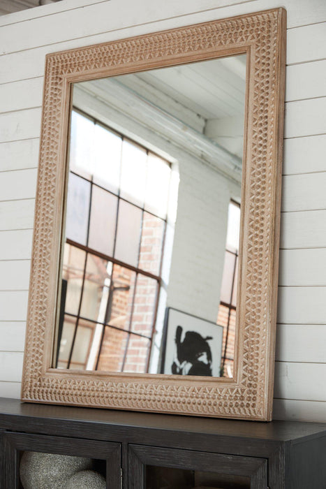Belenburg Accent Mirror - Tony’s Furniture Store & Linen (GA) - Multi Location