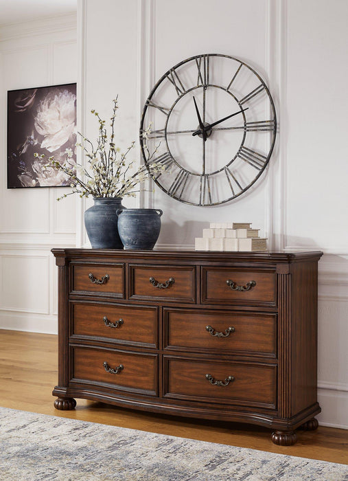 Lavinton Dresser and Mirror - Tony’s Furniture Store & Linen (GA) - Multi Location