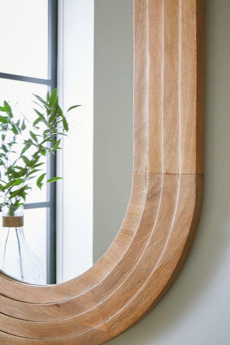Daverly Accent Mirror - Tony’s Furniture Store & Linen (GA) - Multi Location