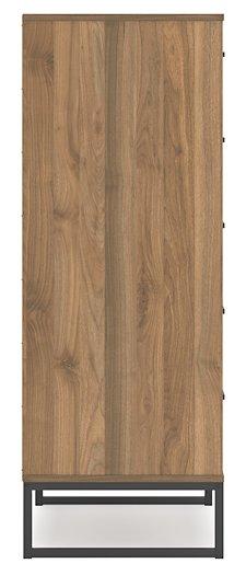 Deanlow Chest of Drawers - Tony’s Furniture Store & Linen (GA) - Multi Location