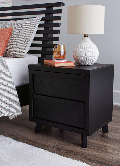 Danziar Bedroom Set - Tony’s Furniture Store & Linen (GA) - Multi Location