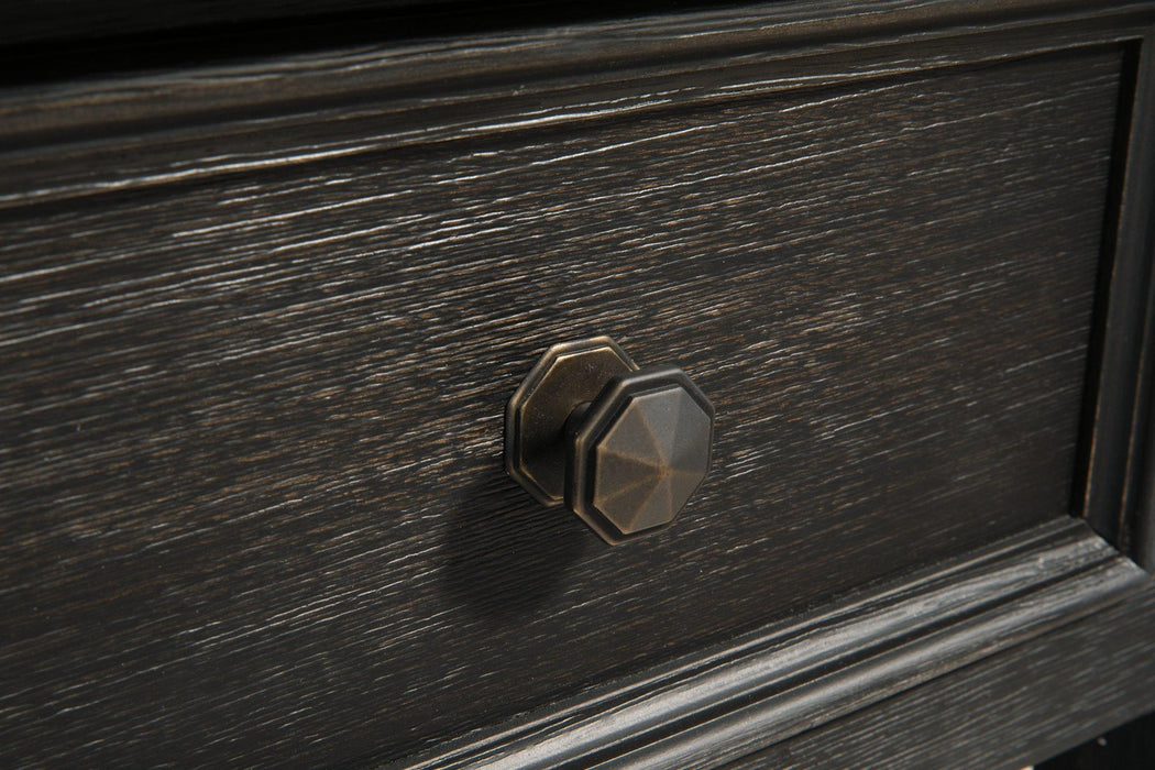 Tyler Creek Occasional Table Set - Tony’s Furniture Store & Linen (GA) - Multi Location