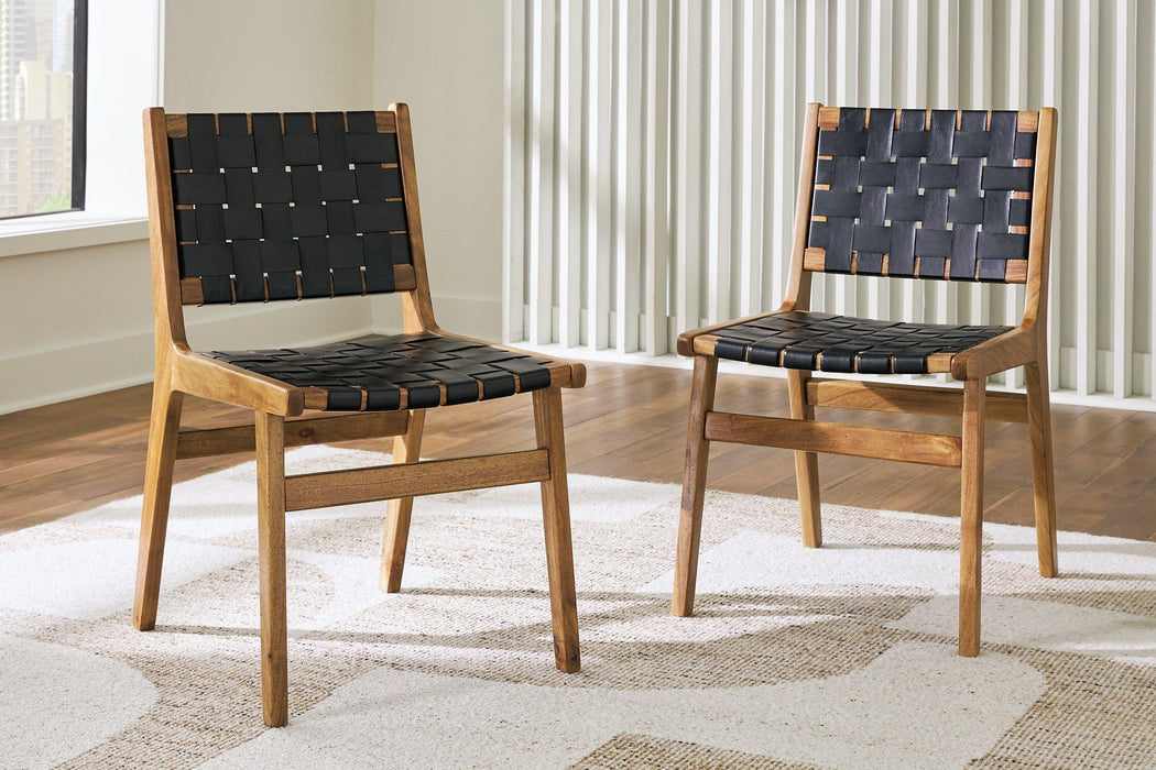 Fortmaine Dining Chair - Tony’s Furniture Store & Linen (GA) - Multi Location