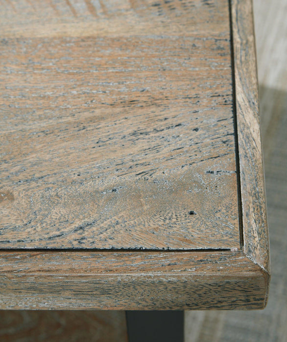 Bristenfort Coffee Table - Tony’s Furniture Store & Linen (GA) - Multi Location