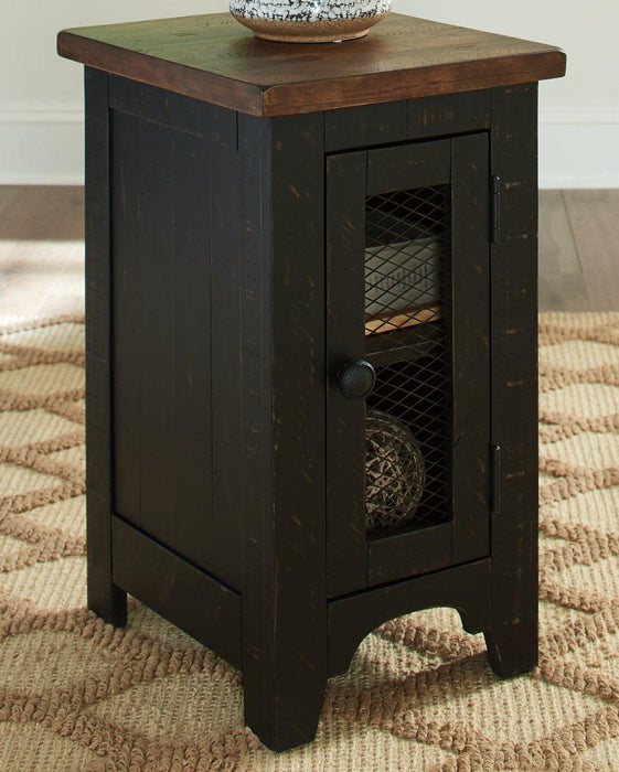 Valebeck Chairside End Table - Tony’s Furniture Store & Linen (GA) - Multi Location