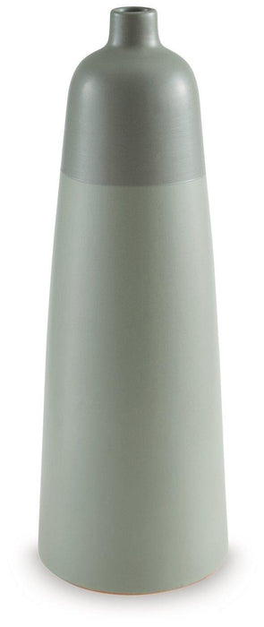 Peerland Vase - Tony’s Furniture Store & Linen (GA) - Multi Location