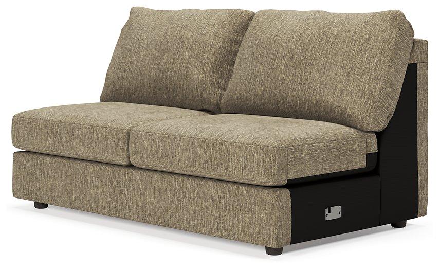 Hoylake 3-Piece Sectional with Chaise - Tony’s Furniture Store & Linen (GA) - Multi Location