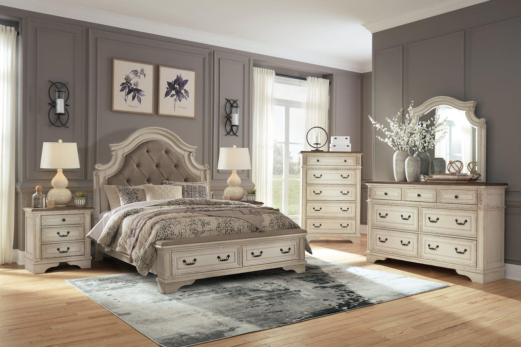 Realyn Upholstered Bed - Tony’s Furniture Store & Linen (GA) - Multi Location