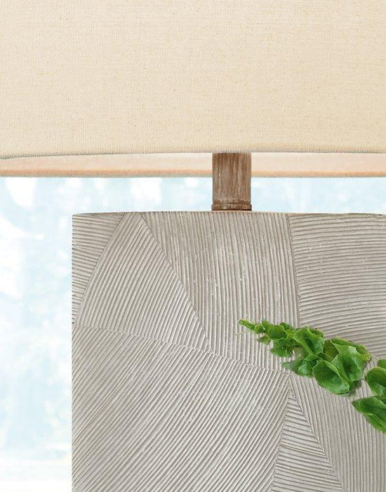 Bradard Table Lamp - Tony’s Furniture Store & Linen (GA) - Multi Location