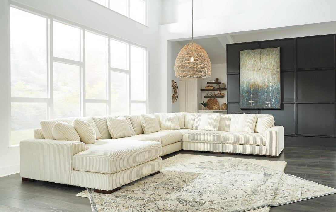 Lindyn Sectional with Chaise - Tony’s Furniture Store & Linen (GA) - Multi Location