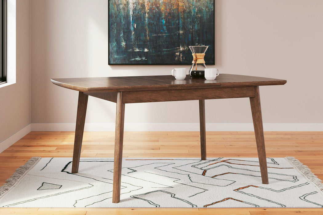 Lyncott Dining Extension Table - Tony’s Furniture Store & Linen (GA) - Multi Location