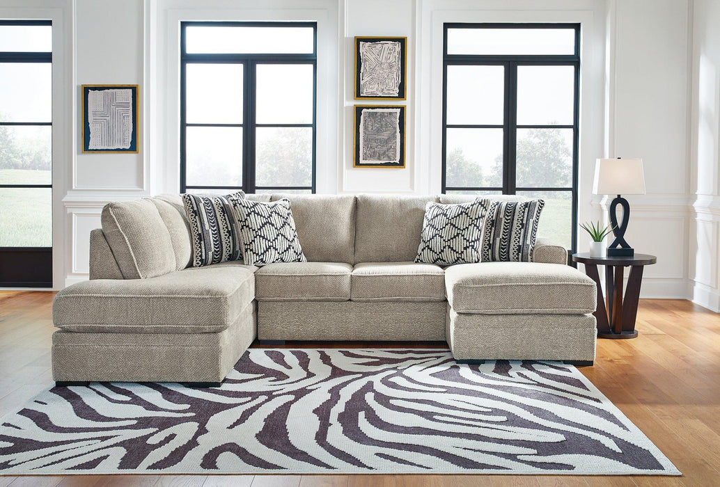 Calnita Sectional with Chaise - Tony’s Furniture Store & Linen (GA) - Multi Location