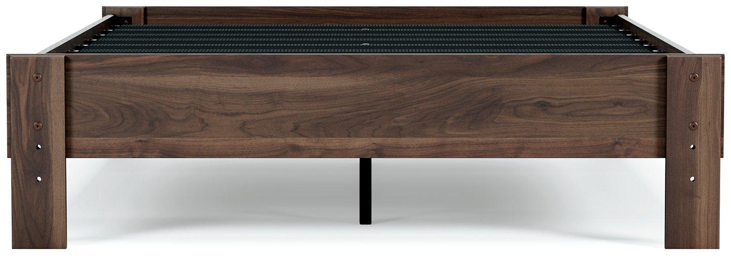 Calverson Panel Bed - Tony’s Furniture Store & Linen (GA) - Multi Location