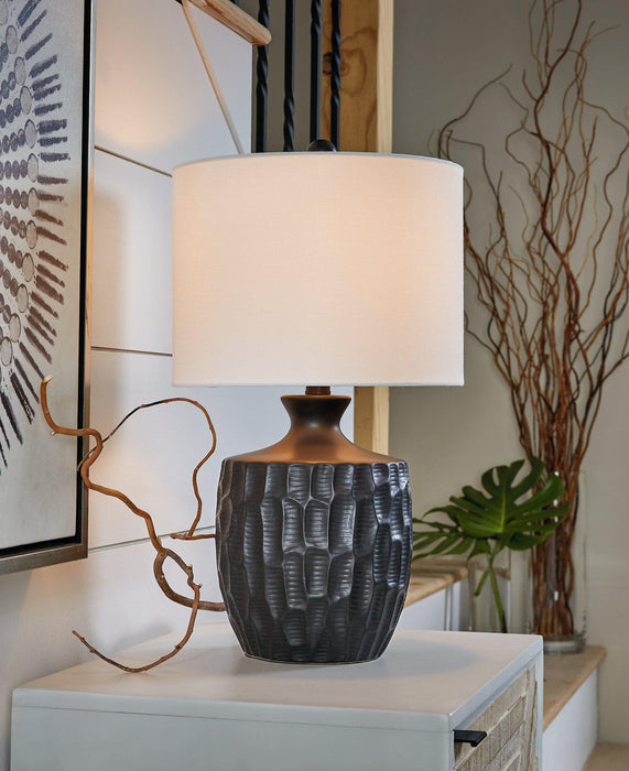 Ellisley Table Lamp - Tony’s Furniture Store & Linen (GA) - Multi Location