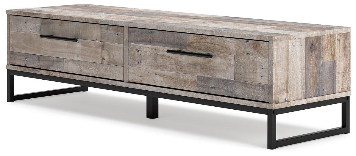 Neilsville Bench with Coat Rack - Tony’s Furniture Store & Linen (GA) - Multi Location