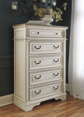 Realyn Chest of Drawers - Tony’s Furniture Store & Linen (GA) - Multi Location