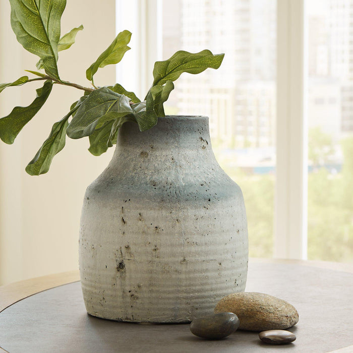 Moorestone Vase - Tony’s Furniture Store & Linen (GA) - Multi Location