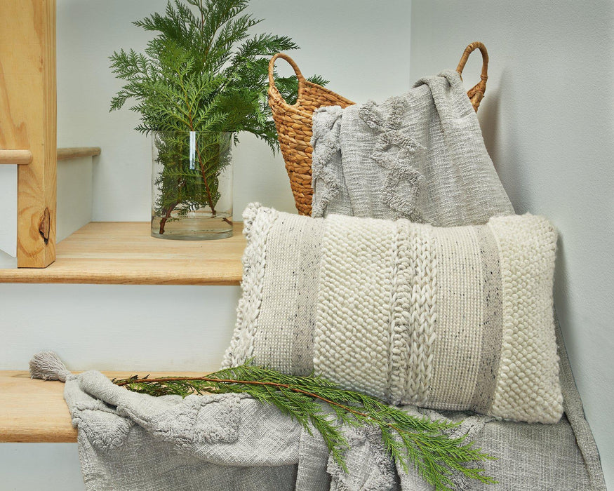 Standon Pillow (Set of 4) - Tony’s Furniture Store & Linen (GA) - Multi Location