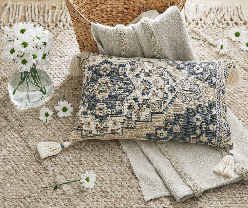 Winbury Pillow (Set of 4) - Tony’s Furniture Store & Linen (GA) - Multi Location