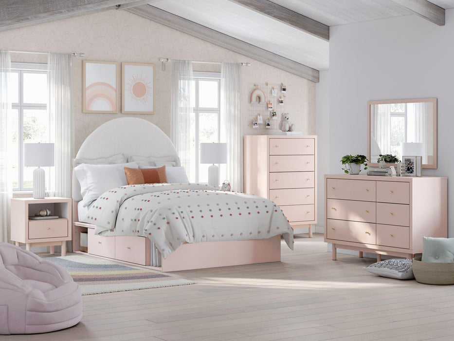 Wistenpine Upholstered Bed with Storage - Tony’s Furniture Store & Linen (GA) - Multi Location