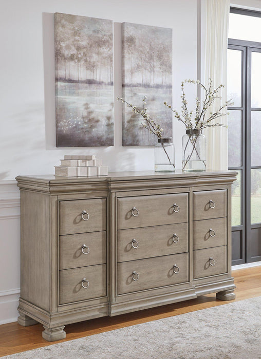 Lexorne Dresser and Mirror - Tony’s Furniture Store & Linen (GA) - Multi Location