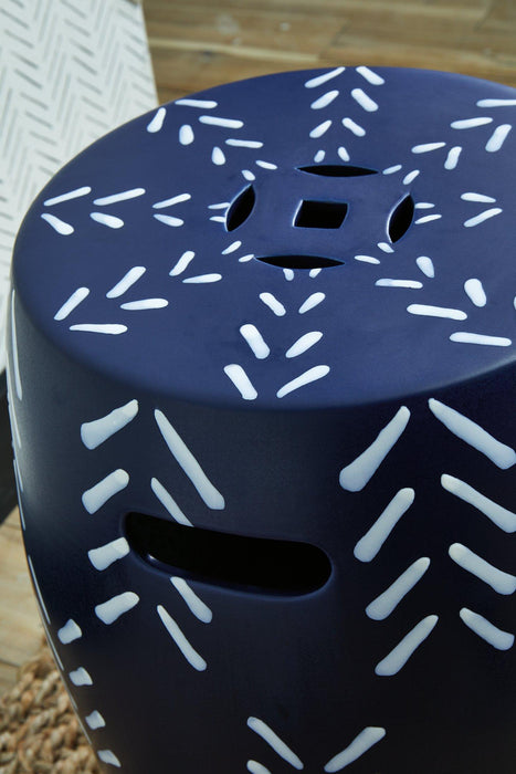 Genemore Stool - Tony’s Furniture Store & Linen (GA) - Multi Location