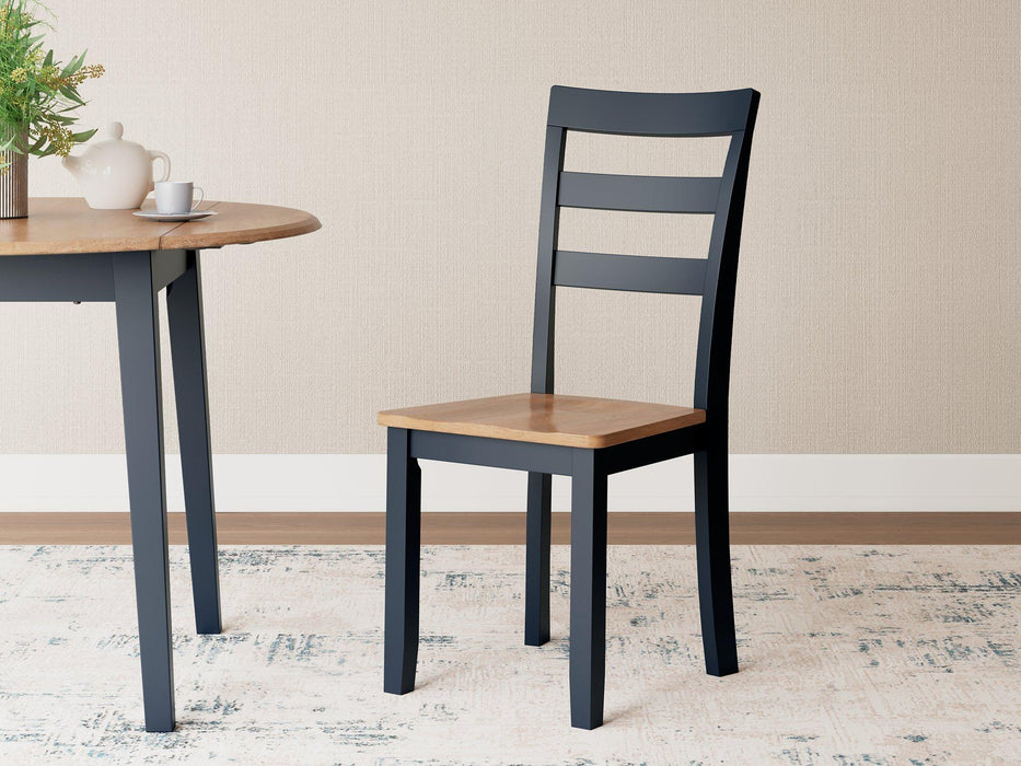 Gesthaven Dining Chair - Tony’s Furniture Store & Linen (GA) - Multi Location