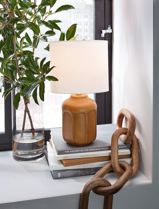 Gierburg Table Lamp - Tony’s Furniture Store & Linen (GA) - Multi Location