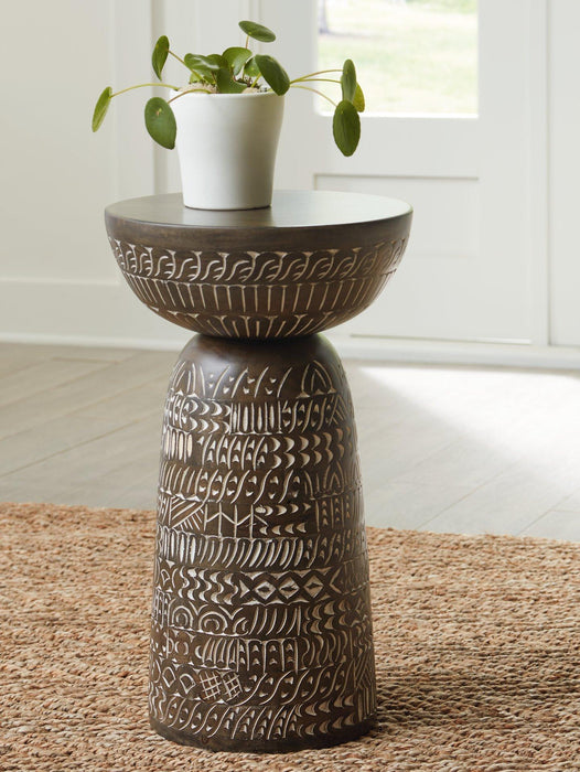 Hadcher Accent Table - Tony’s Furniture Store & Linen (GA) - Multi Location