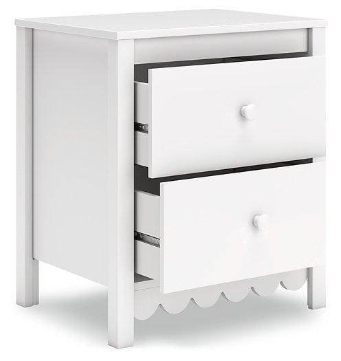 Hallityn Nightstand - Tony’s Furniture Store & Linen (GA) - Multi Location