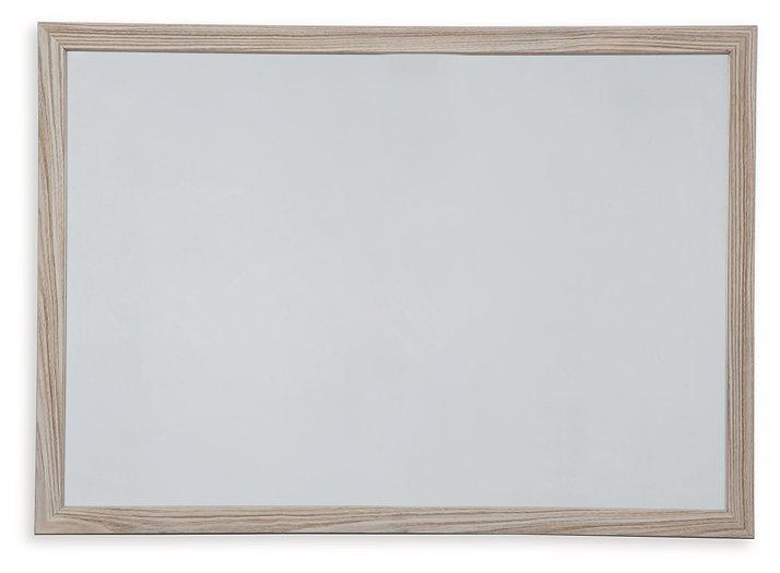 Hasbrick Dresser and Mirror - Tony’s Furniture Store & Linen (GA) - Multi Location